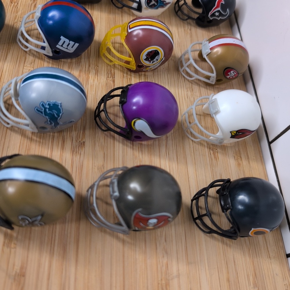 Lot of 30 NFL Mini Helmet Pencil Toppers A&A Global Gumball - Picture 14 of 16